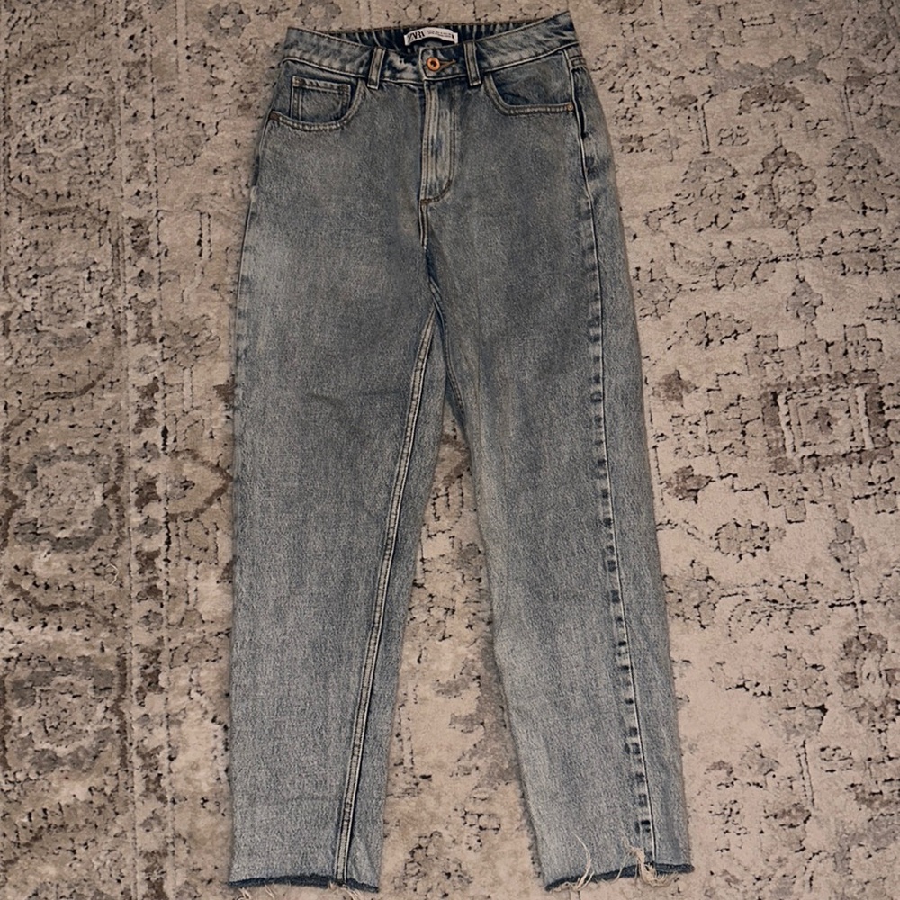 Zara Jeans